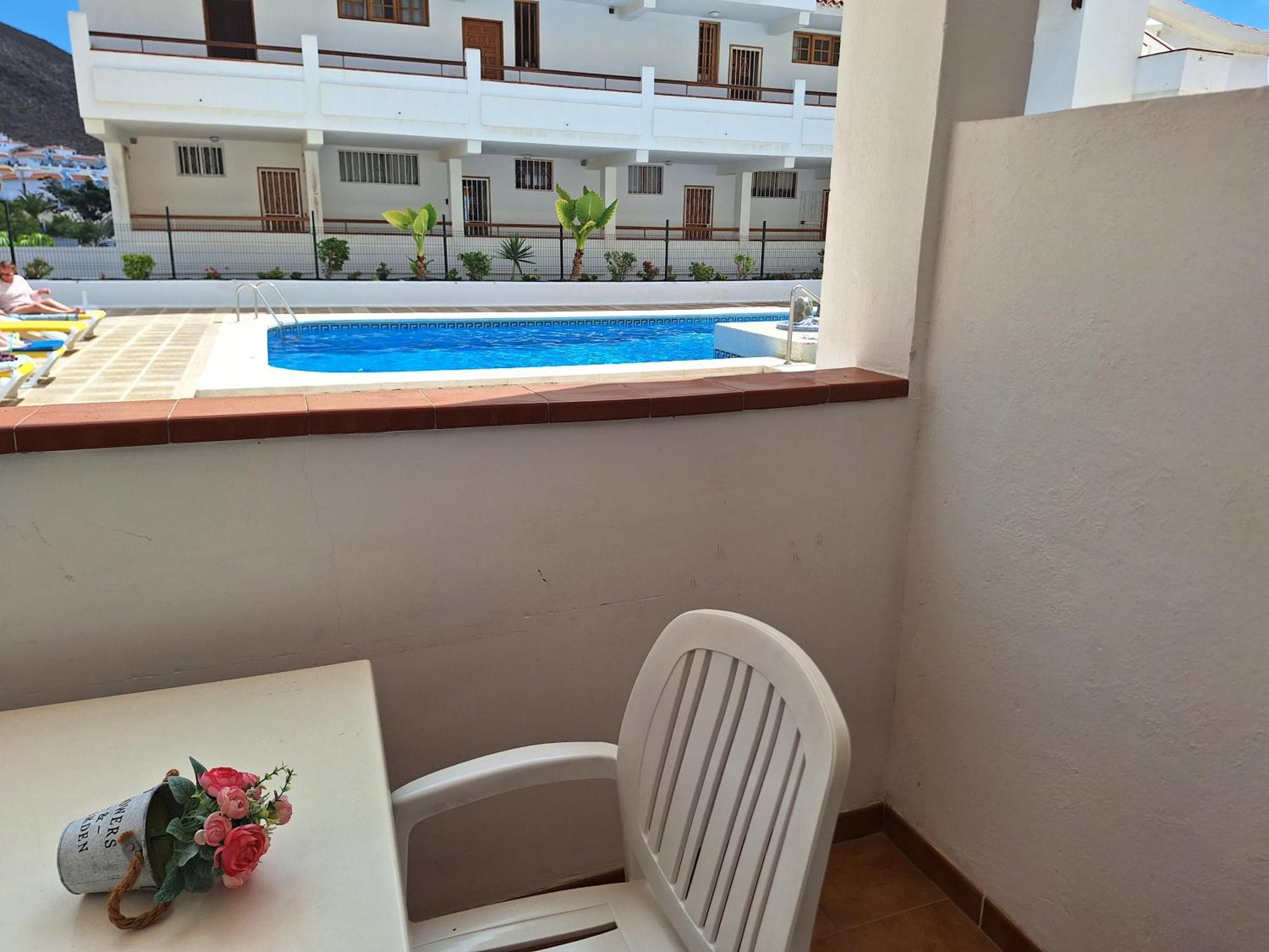 Parque Margarita, Terraza Vista Piscina Apartment Los Cristianos  Luaran gambar
