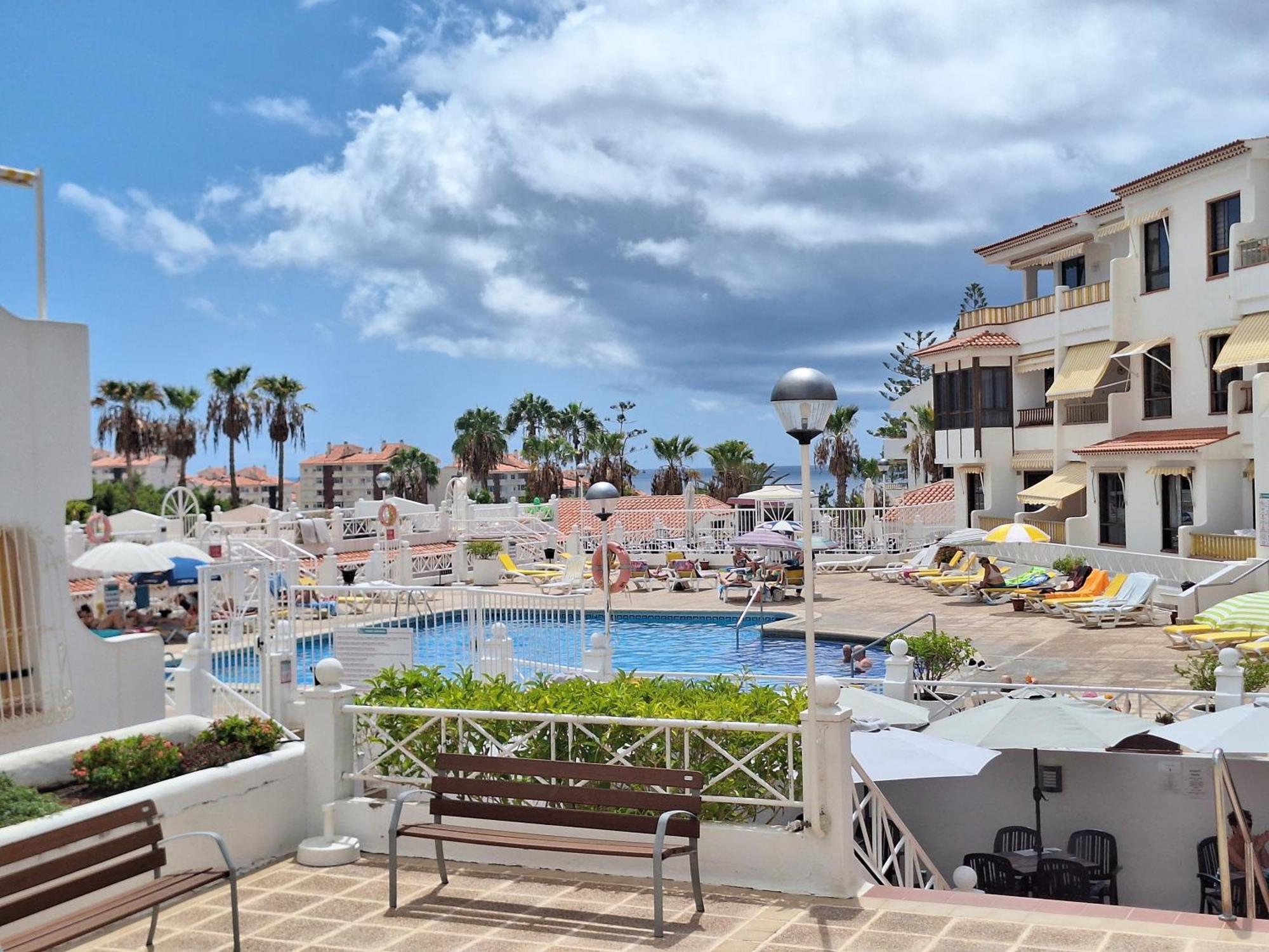 Parque Margarita, Terraza Vista Piscina Apartment Los Cristianos  Luaran gambar