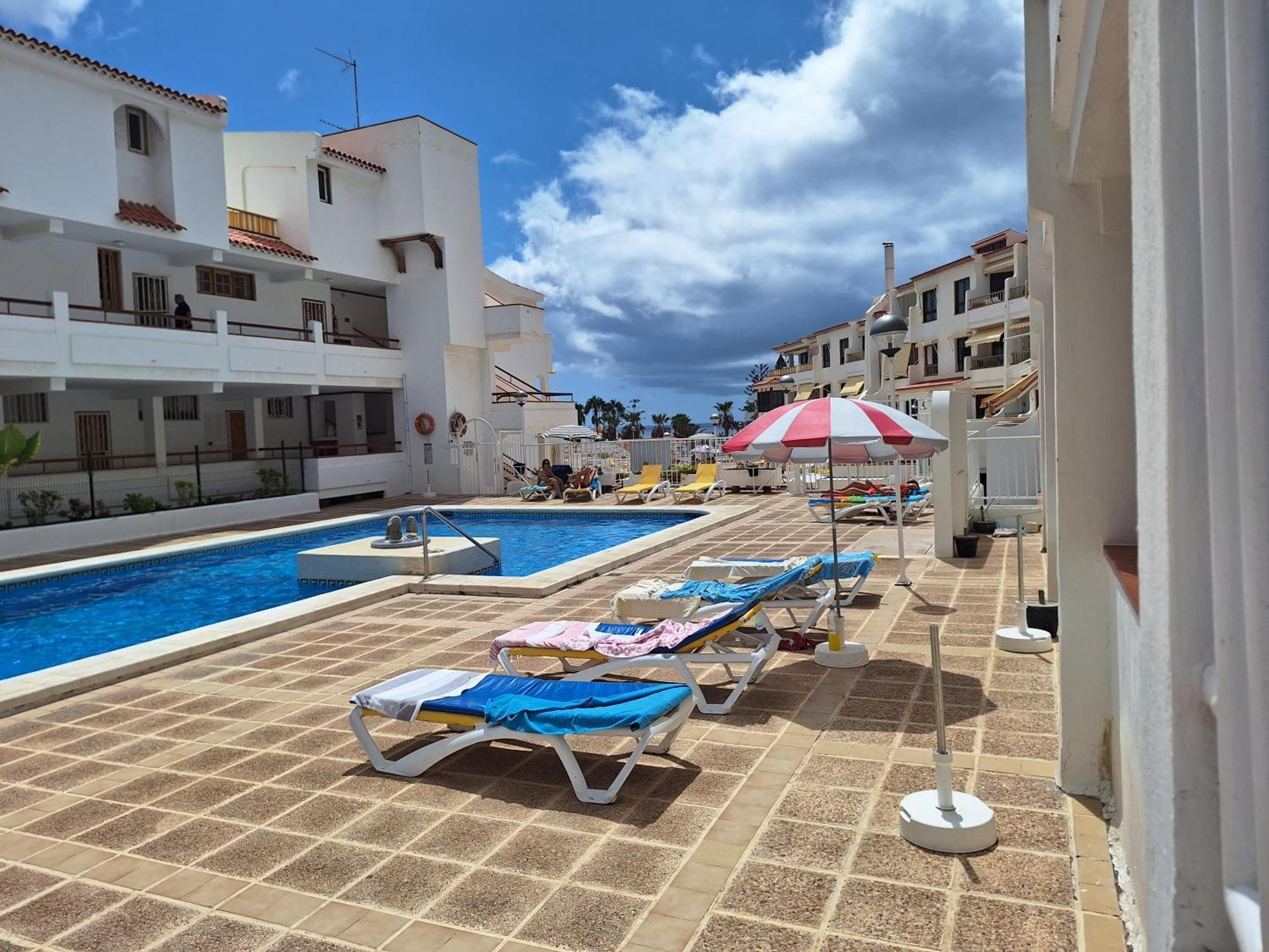 Parque Margarita, Terraza Vista Piscina Apartment Los Cristianos  Luaran gambar