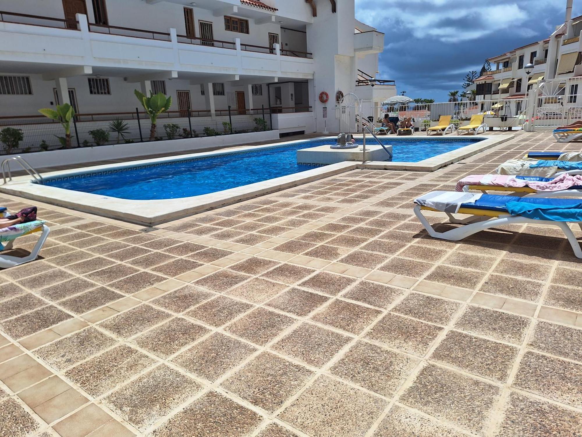 Parque Margarita, Terraza Vista Piscina Apartment Los Cristianos  Luaran gambar